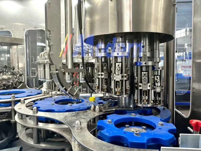 Juice filling machine
