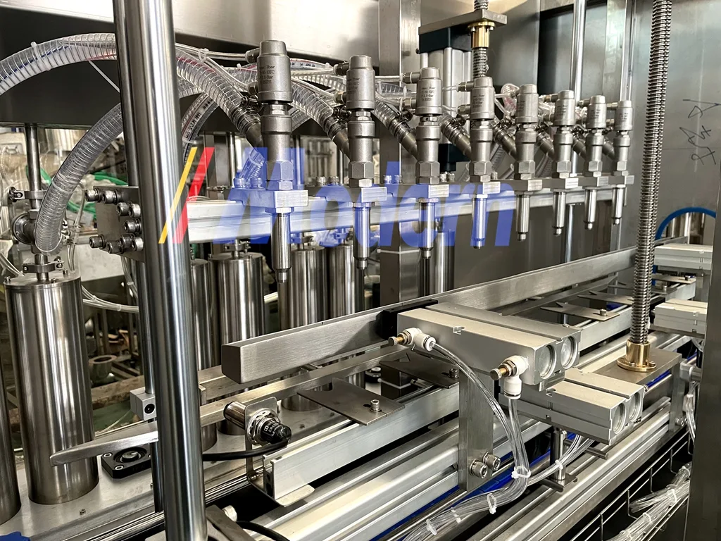 Linear Edible Oil Filling Machine view 3