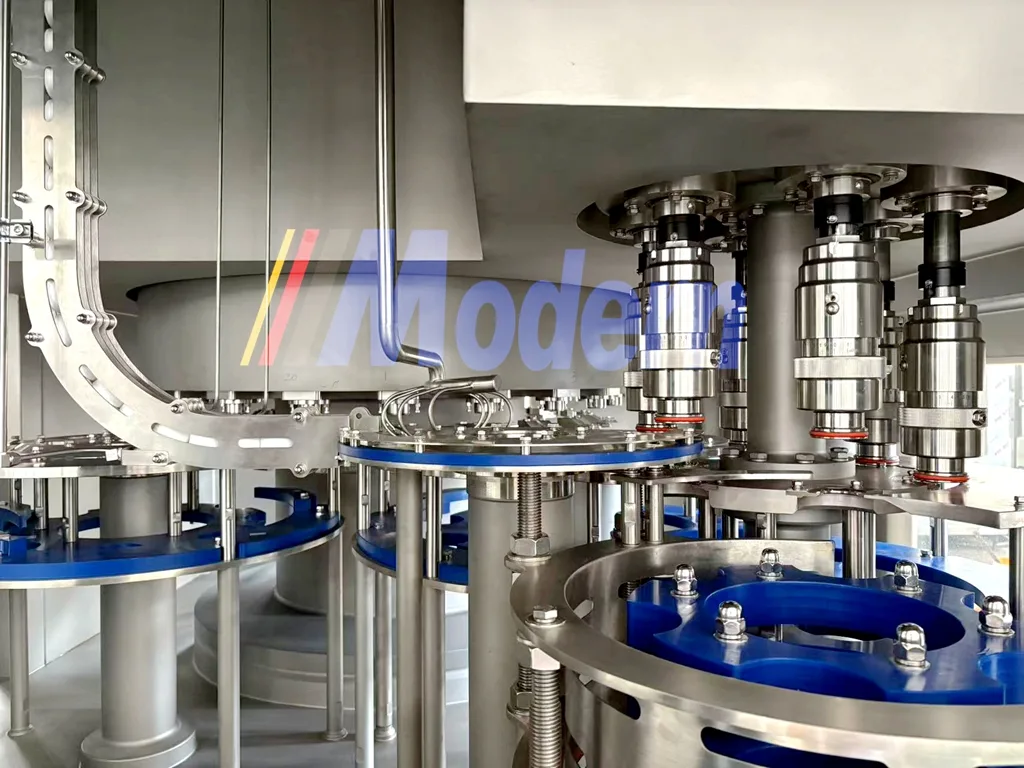 Ultra Clean Filling Machine view 2