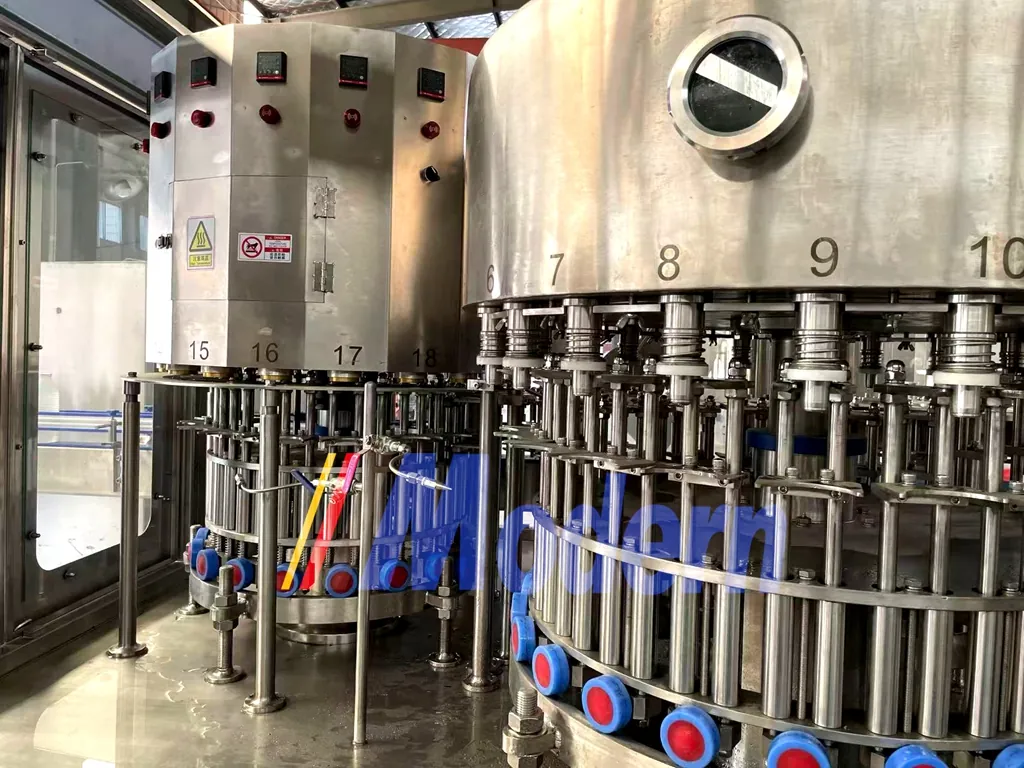 PP Bottle Filling and Aluminum Foil Sealing Machine filling valves and sealing head stations